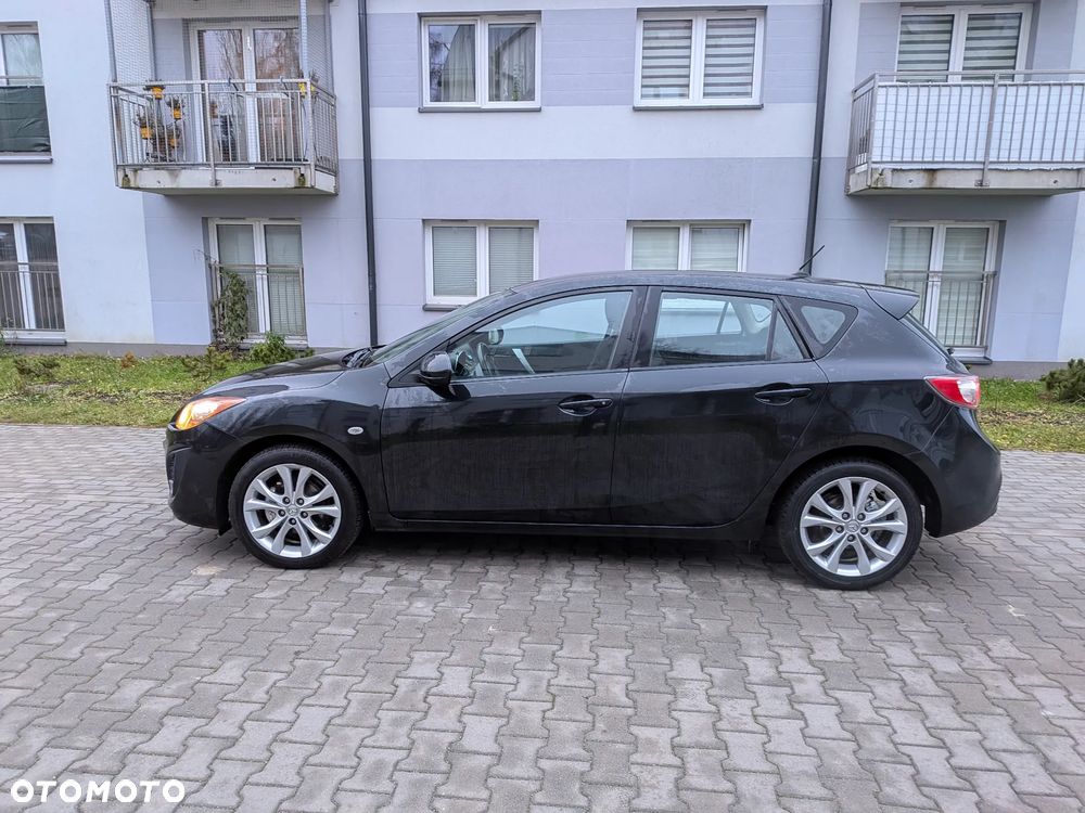 Mazda 3 1.6 Exclusive + - 29