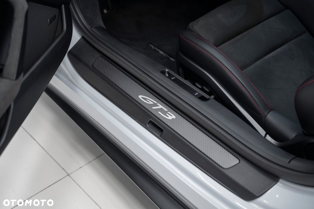 Porsche 911 GT3 - 23