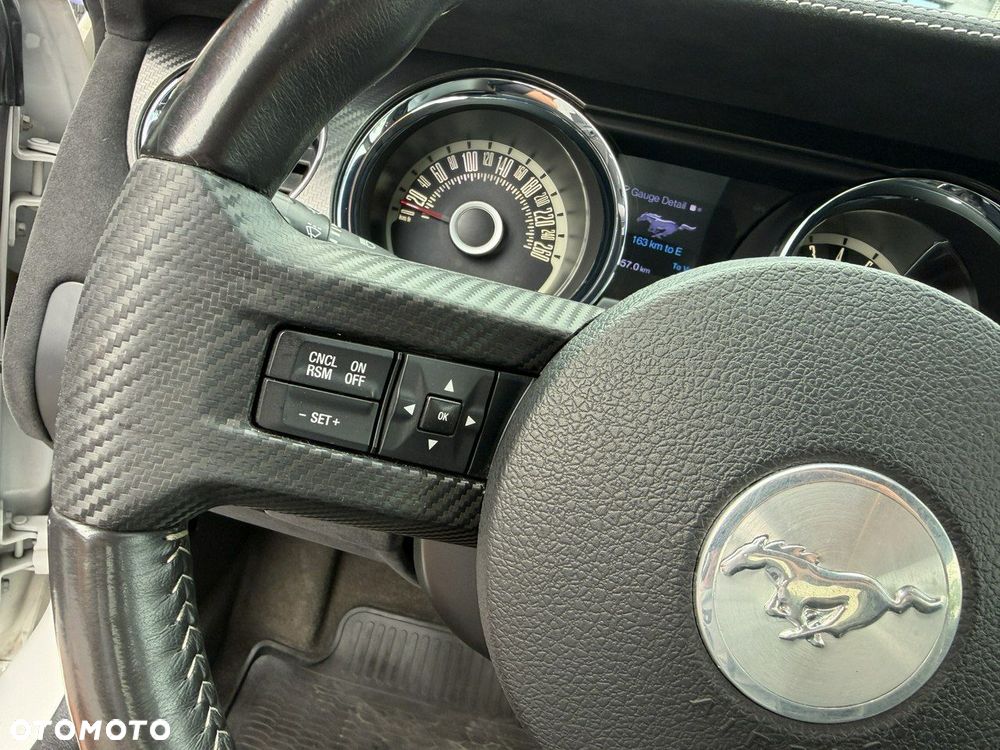 Ford Mustang - 19