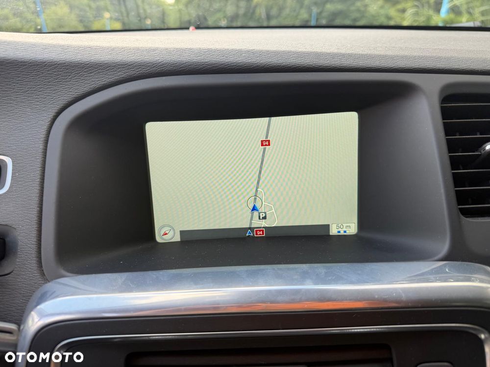 Volvo V60 T3 Geartronic Momentum - 9