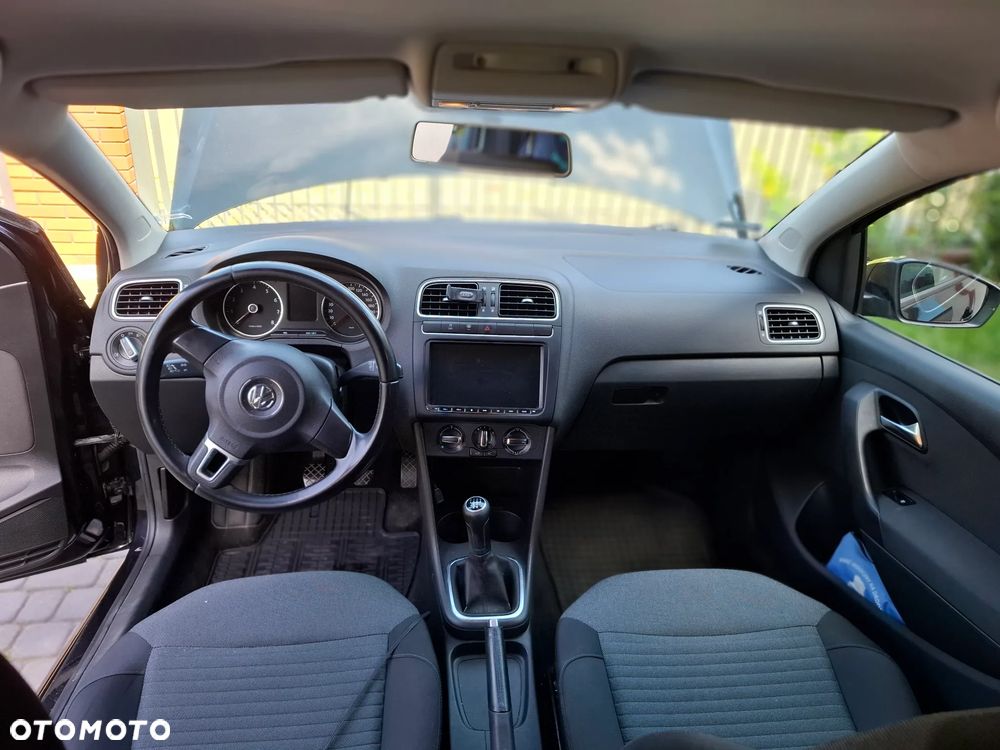 Volkswagen Polo 1.4 16V Comfortline - 4