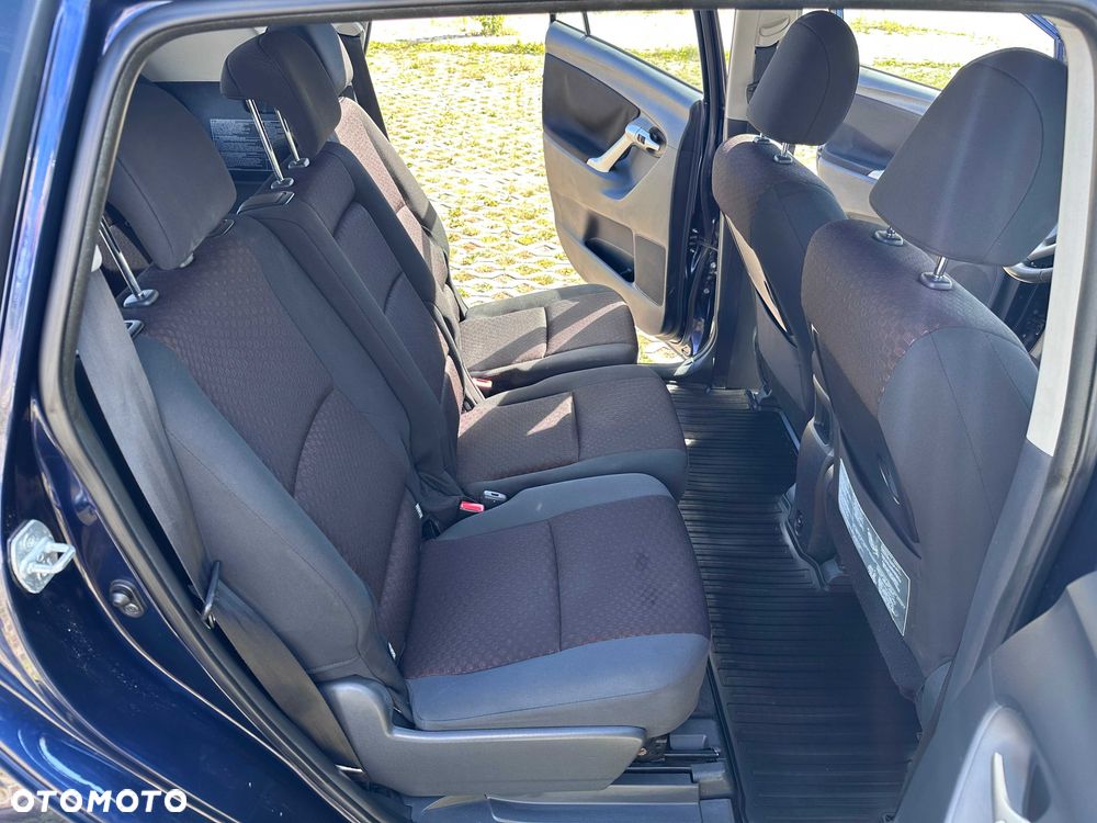 Toyota Verso - 5