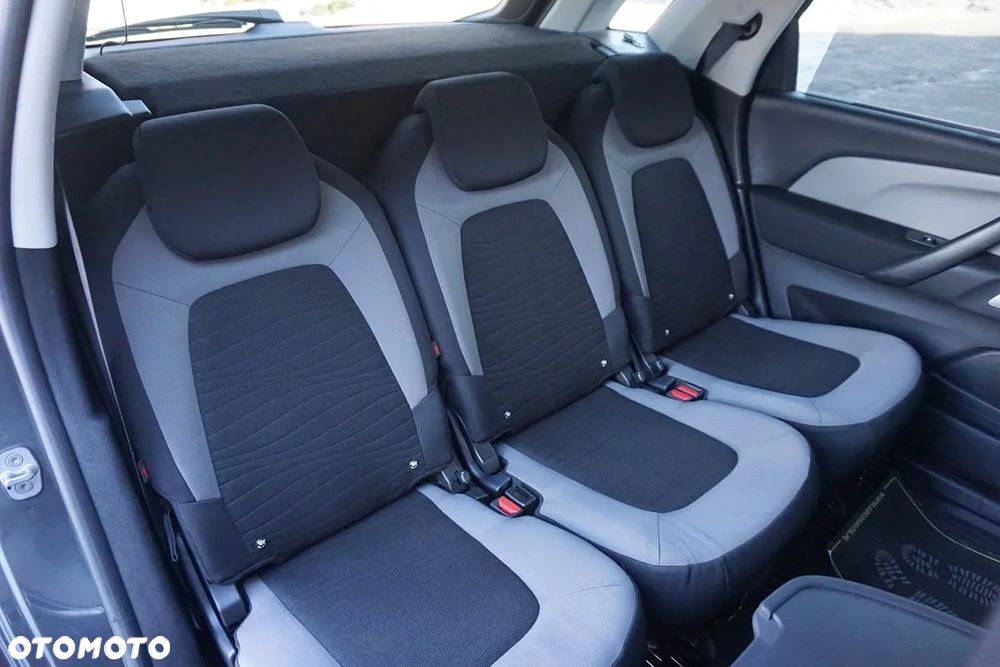 Citroën C4 Picasso - 36