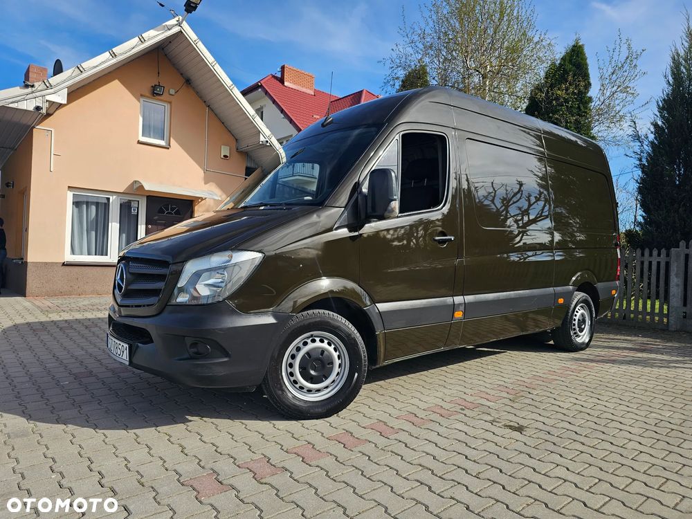Mercedes-Benz Sprinter - 4