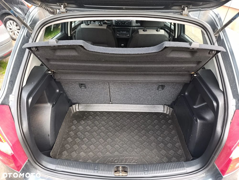 Skoda Fabia 1.2 HTP Active - 22