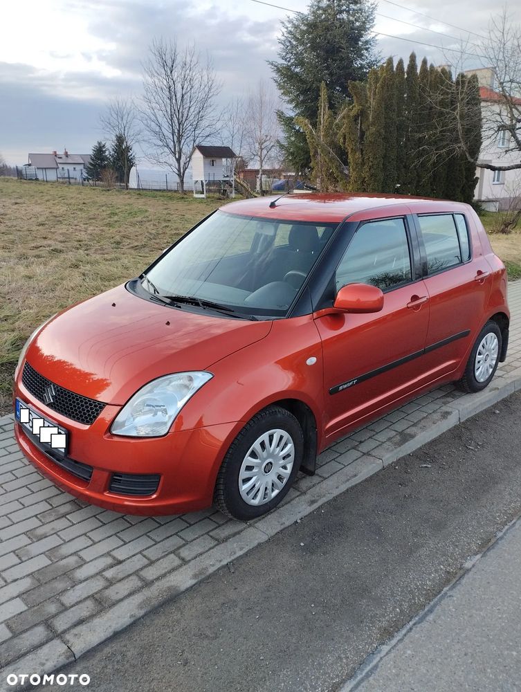 Suzuki Swift 1.3 Sakura - 3
