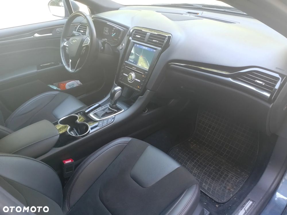 Ford Mondeo - 18