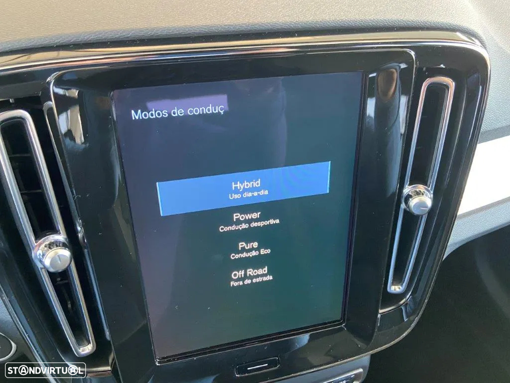 Volvo XC 40 1.5 T4 PHEV Core - 19