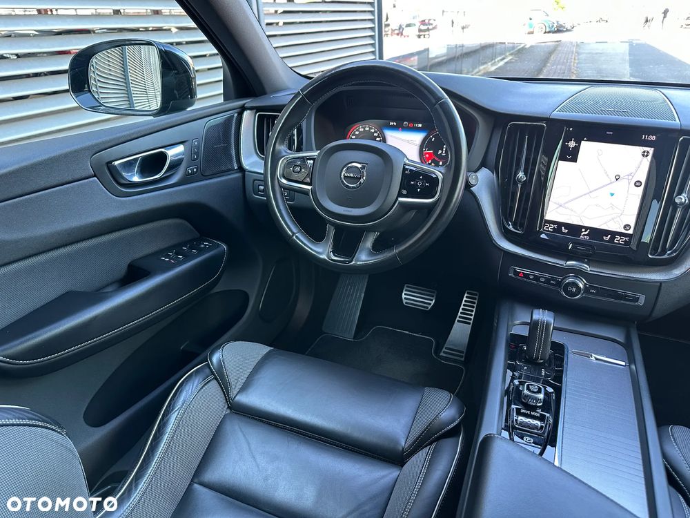 Volvo XC 60 B4 D AWD Geartronic RDesign - 26