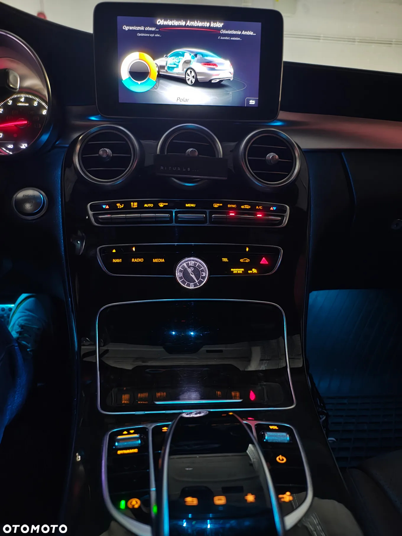 Mercedes-Benz Klasa C 300 7G-TRONIC AMG Line - 13