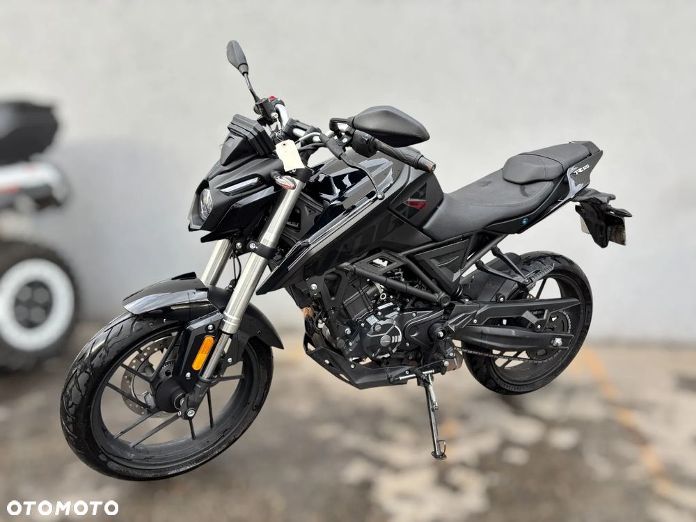 VOGE R125 - 6