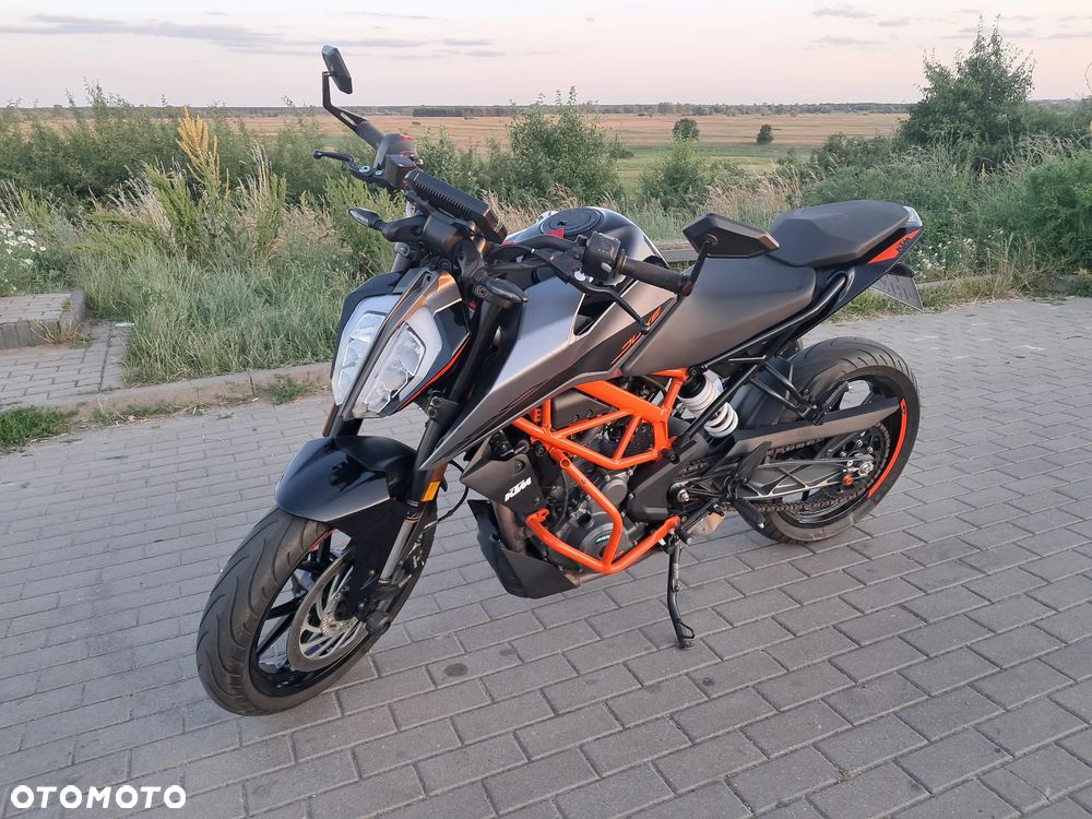 KTM Duke - 1