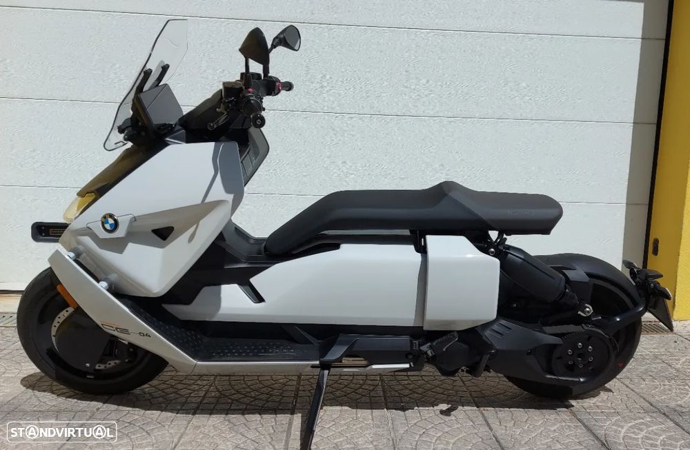 BMW CE 04 - 1