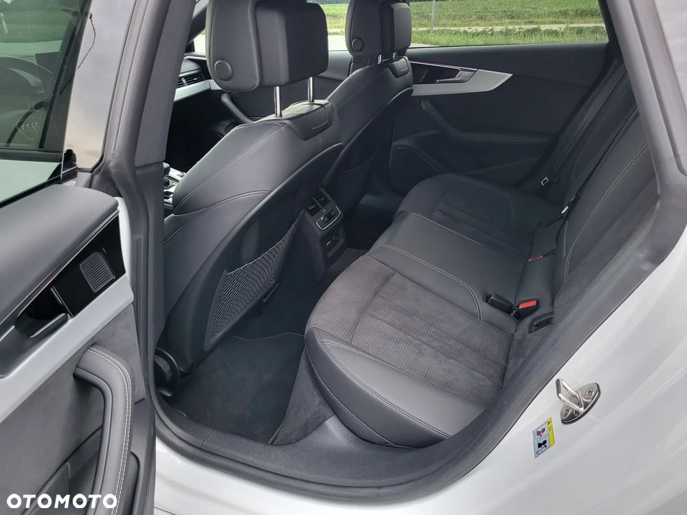 Audi A5 Sportback 40 TDI quattro S tronic S line - 17