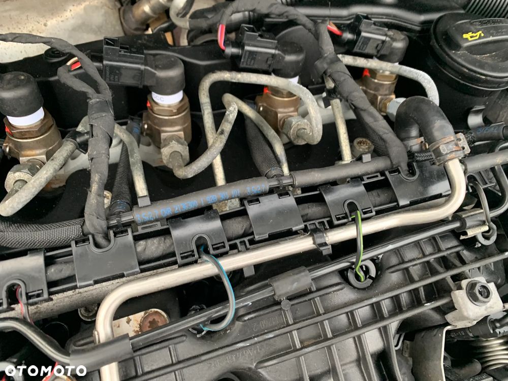 Volkswagen CADDY L1 1.6 TDI 102KM Boczne drzwi przesuwne, Tylne drzwi skrzydłowe, Homologacja cięż. VAT1, Duża ładowność 741kg, na resorach! (nie sprężyny!)  Hak 1500kg Opony Zimowe - 24