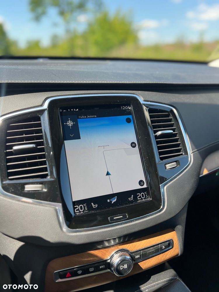 Volvo XC 90 - 8