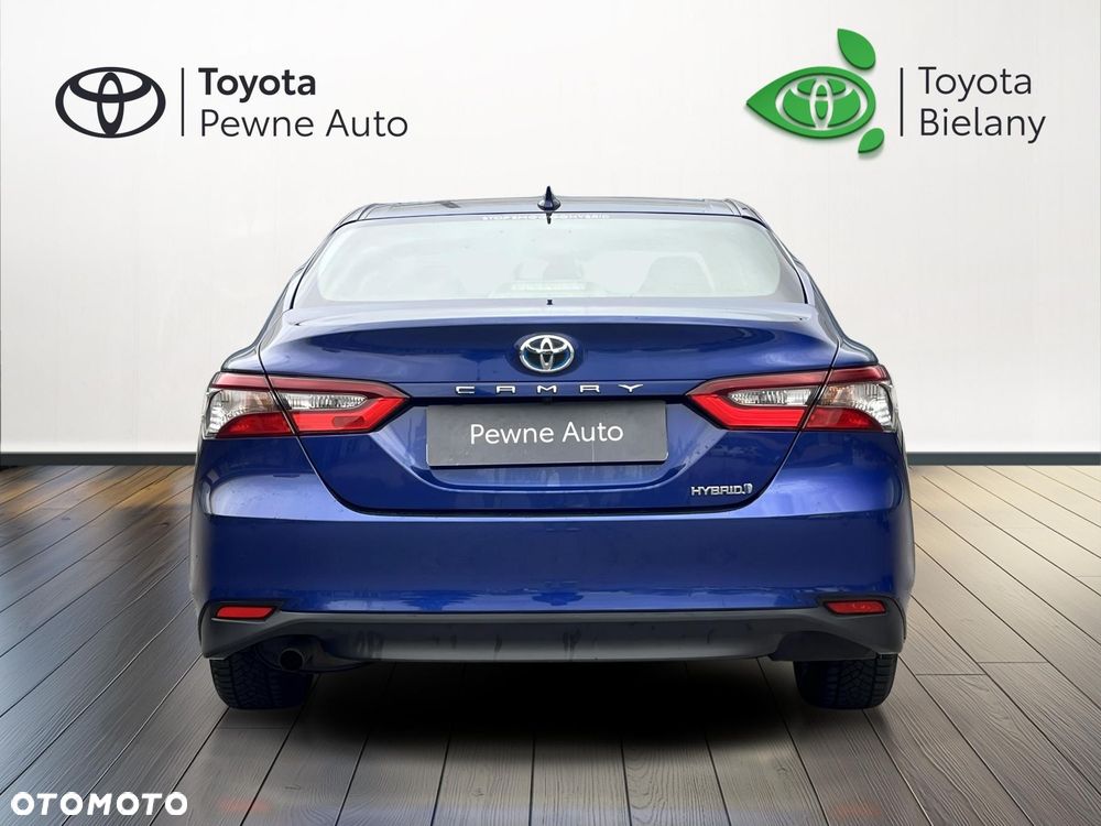 Toyota Camry 2.5 Hybrid Comfort CVT - 4
