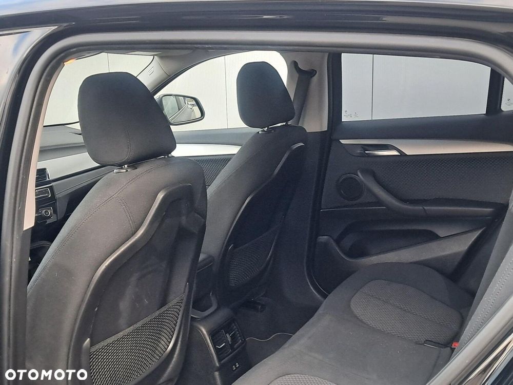 BMW X2 - 16