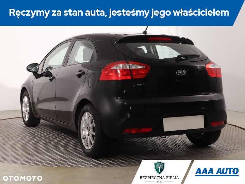 Kia Rio - 6
