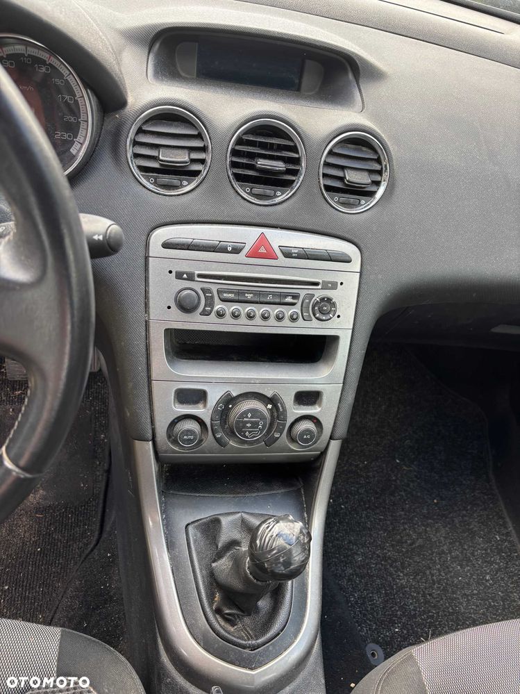 Peugeot 308 - 4