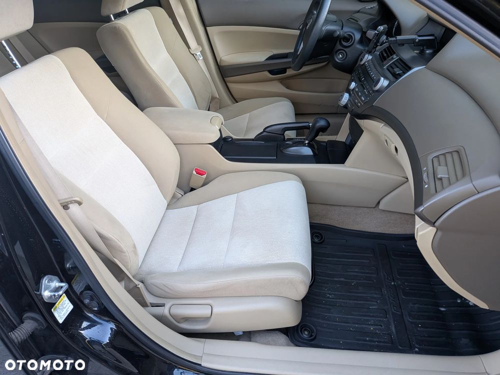 Honda Accord 2.4 Executive - 13