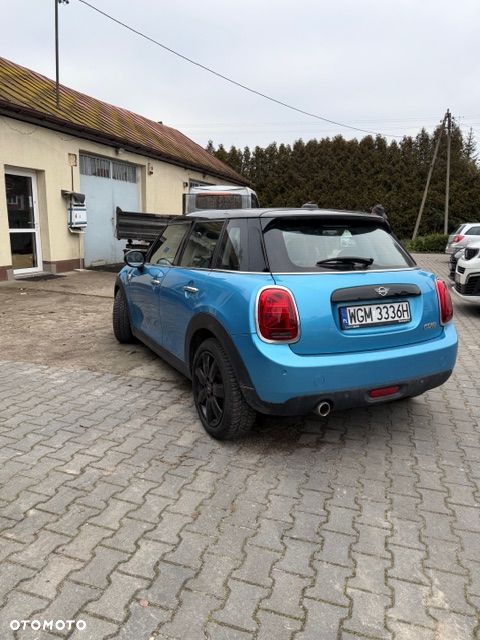 MINI Cooper Standard - 5