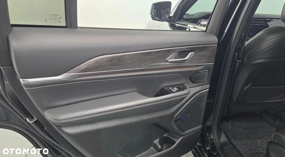Jeep Grand Cherokee 3.6 V6 Overland - 14