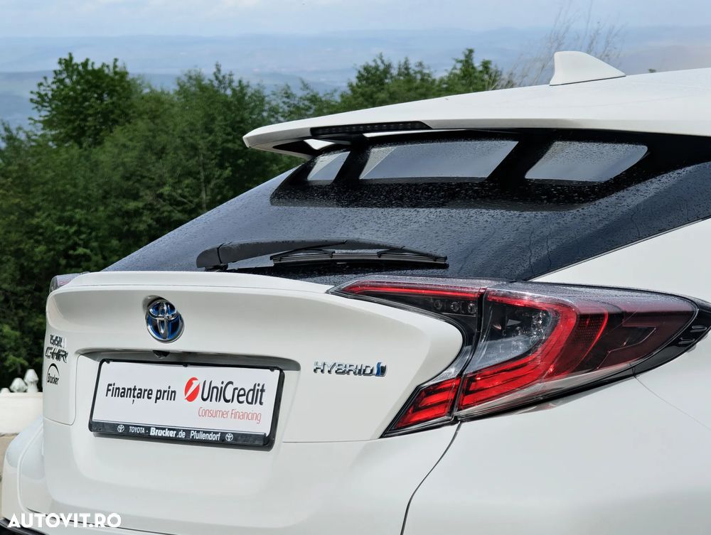 Toyota C-HR Lounge - 21