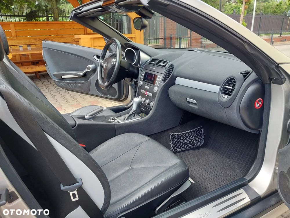 Mercedes-Benz SLK - 18