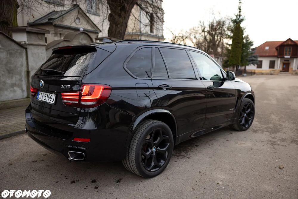 BMW X5 xDrive35i - 10