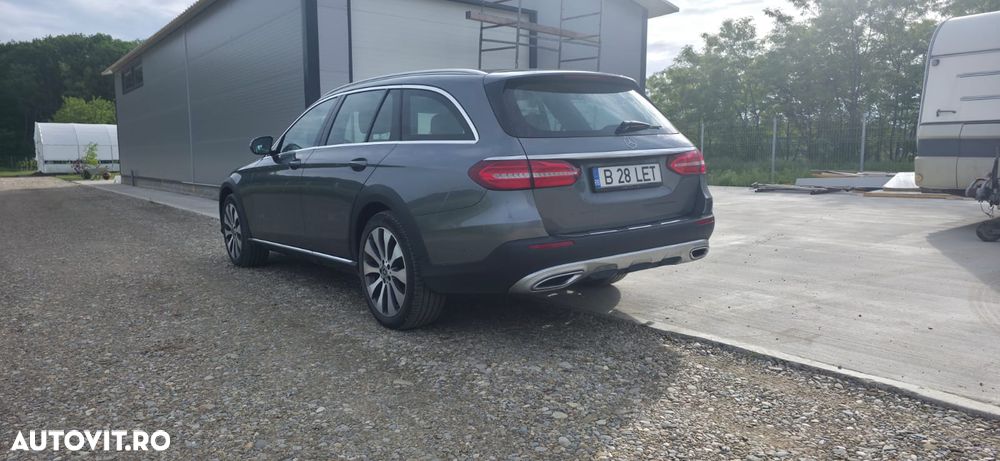 Mercedes-Benz E 220 d 4Matic All-Terrain 9G-TRONIC Avantgarde - 3