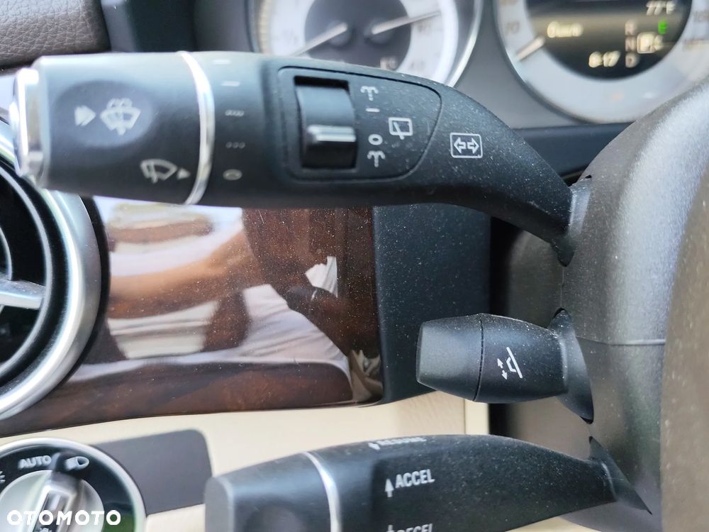 Mercedes-Benz GLK 350 4Matic (BlueEFFICIENCY) 7G-TRONIC - 26