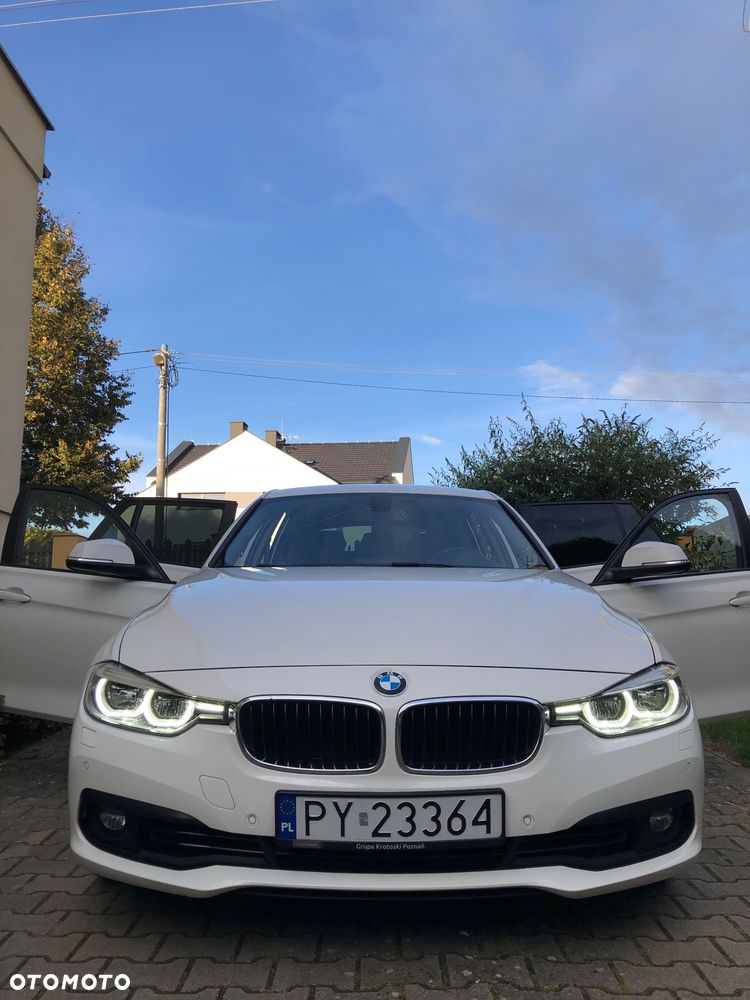 BMW Seria 3 318i - 7