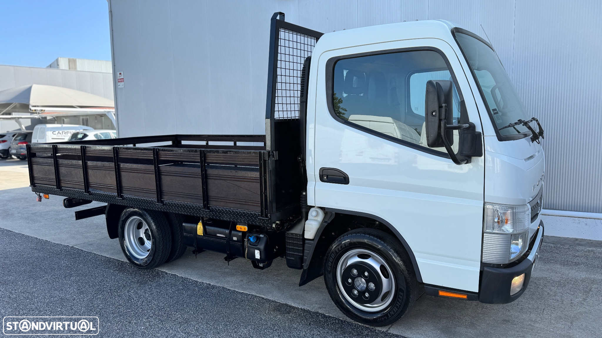 Mitsubishi Canter 3S13 Caixa Larga - 19