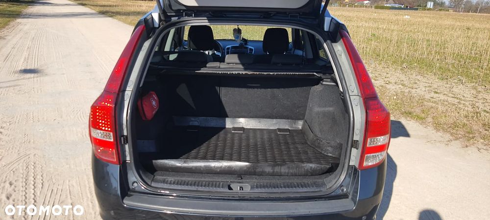 Kia Ceed 1.4 CVVT Attract - 12