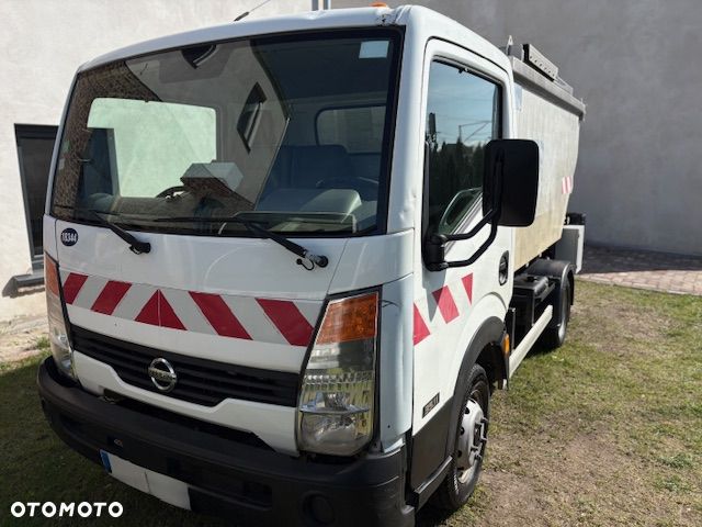 Nissan NT400 Cabstar 3,5t - 1