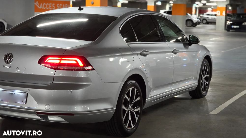 Volkswagen Passat 1.8 TSI (BlueMotion Technology) DSG Comfortline - 15