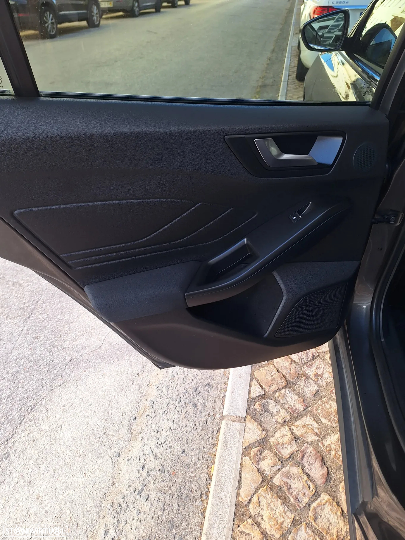 Ford Focus SW 1.5 EcoBlue S&S Aut. ACTIVE - 9