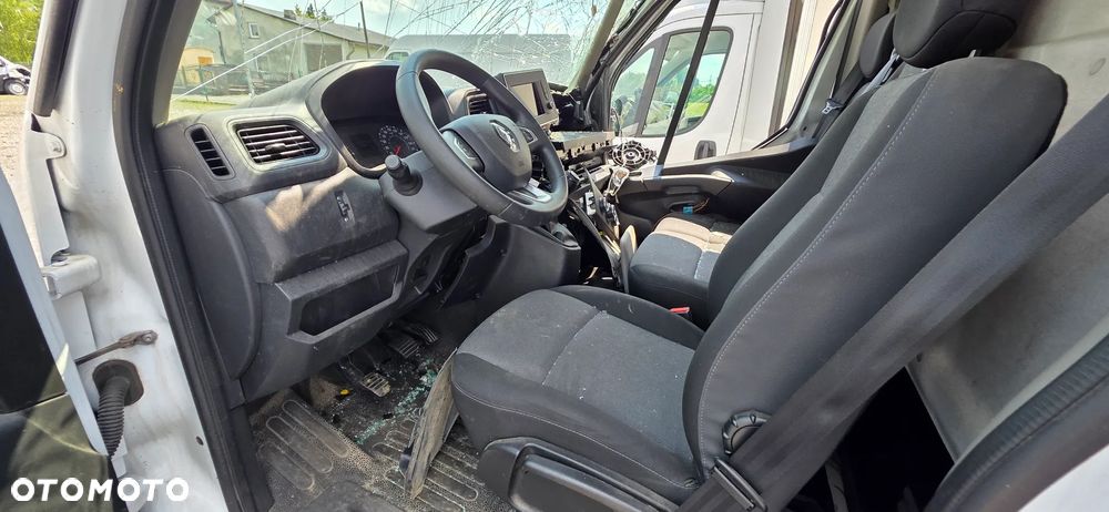 Renault Master - 10