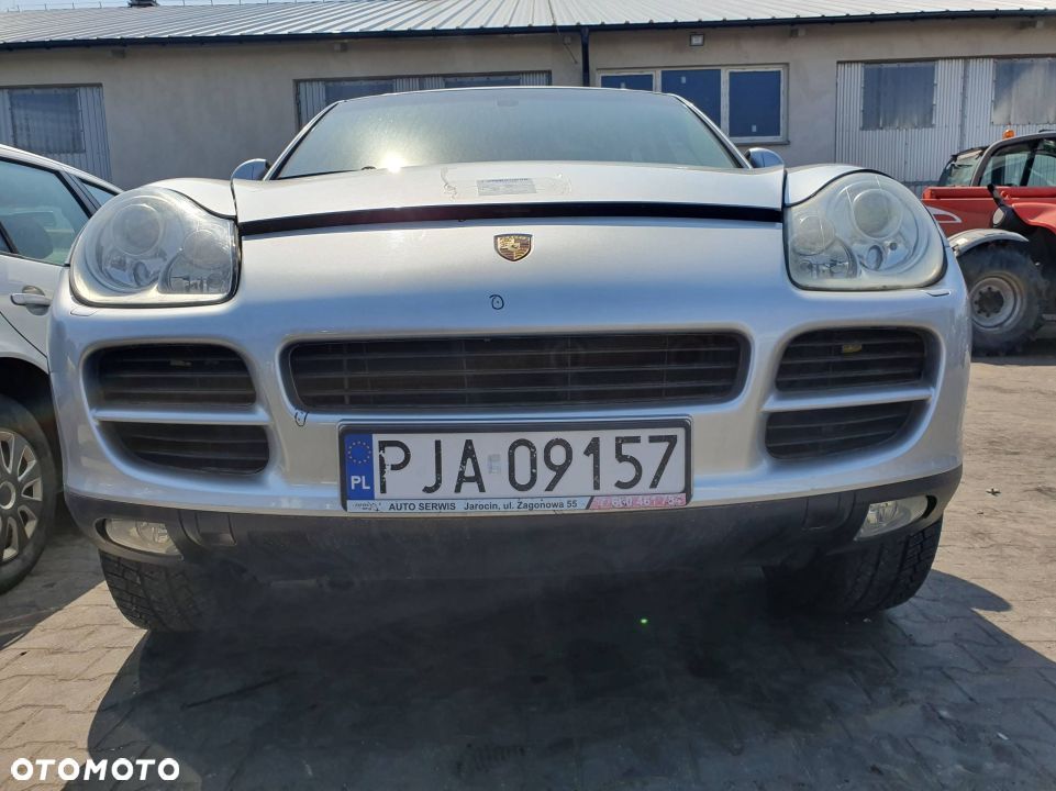 ZDERZAK PRZÓD PORSCHE CAYENNE I LA7W - 1