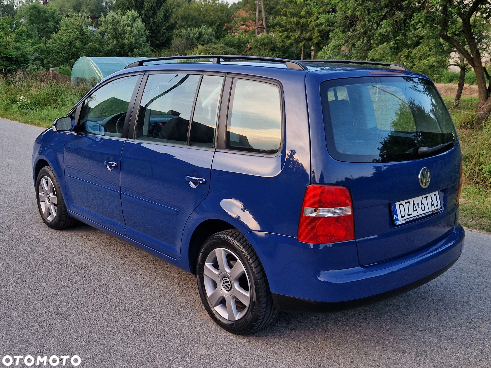 Volkswagen Touran 1.9 TDI Conceptline - 4