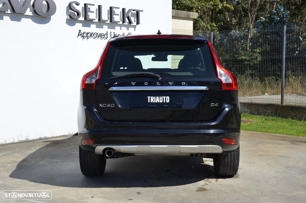 Volvo XC 60 2.0 D4 Momentum Start/Stop - 25