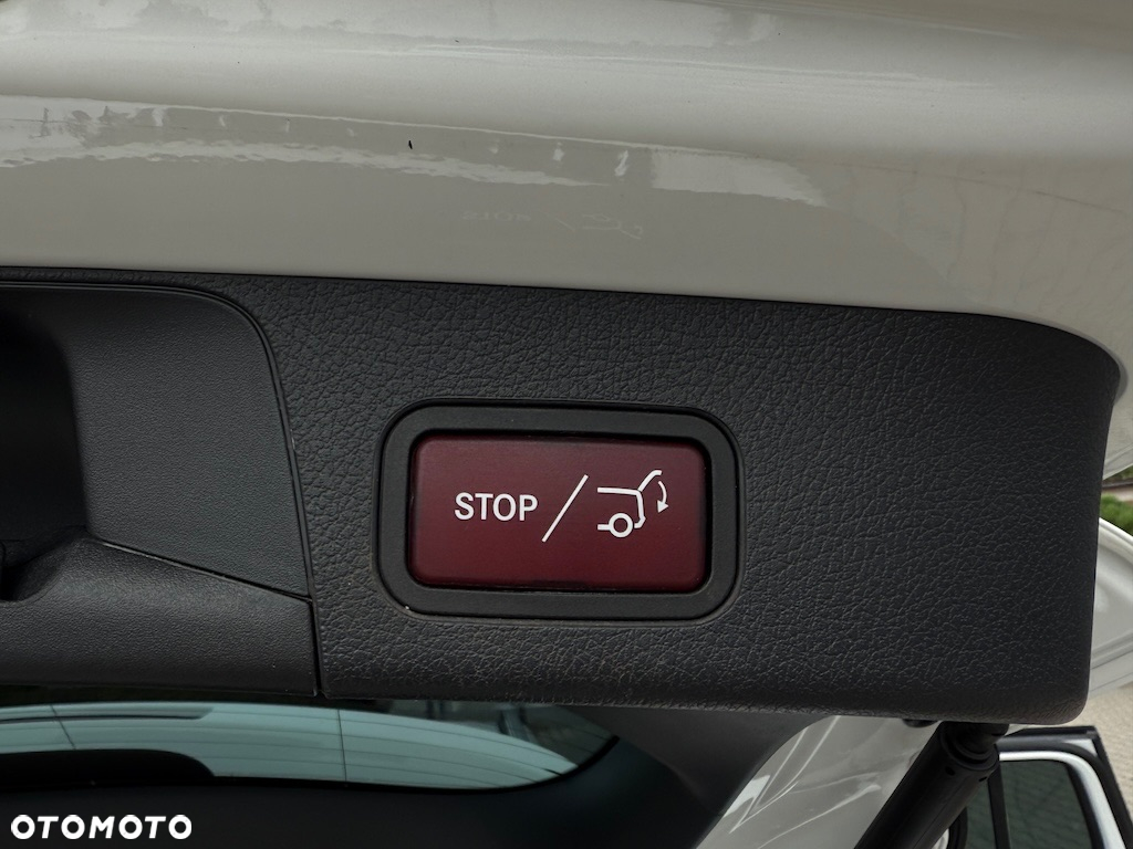 Mercedes-Benz GLB 200 d 8G-DCT - 15