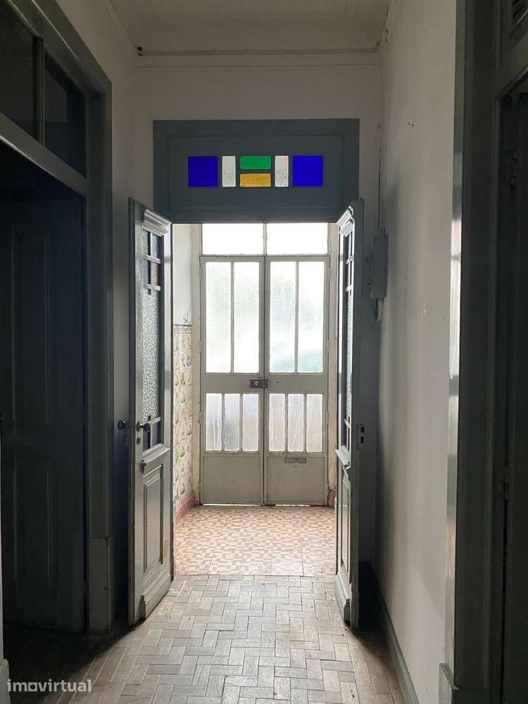 Vende-se prédio - Grande imagem: 4/4