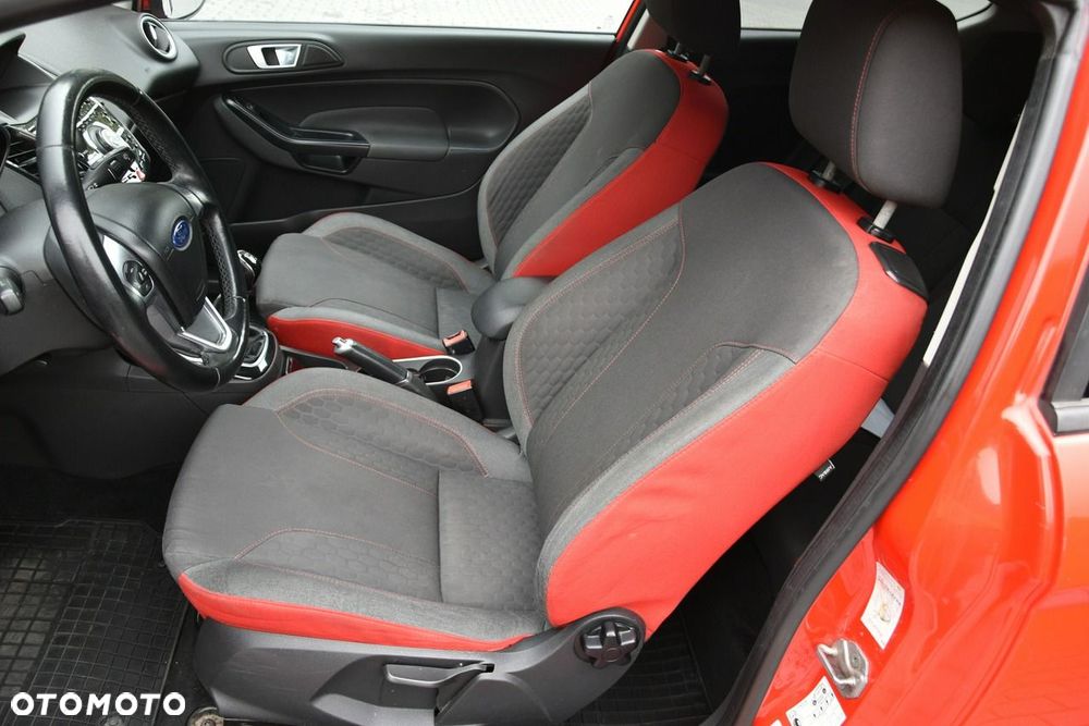 Ford Fiesta 1.6 TDCi Sport - 12