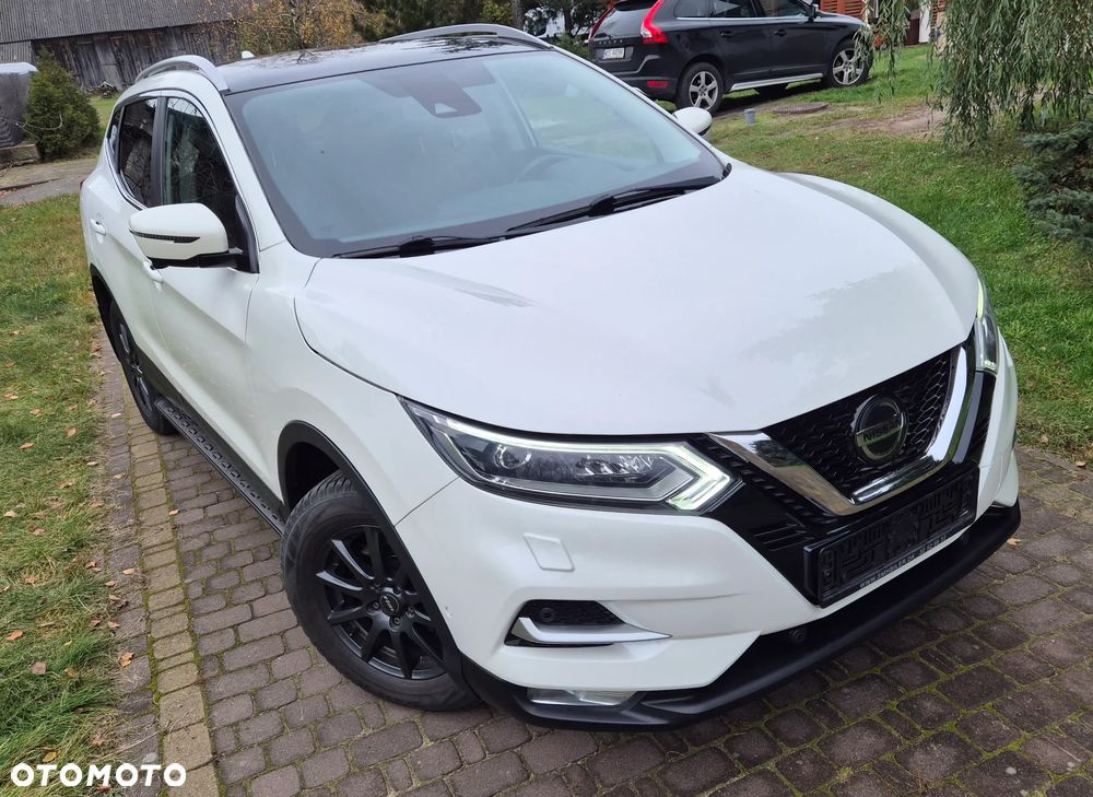 Nissan Qashqai - 1