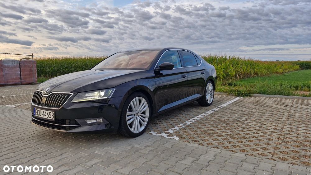 Skoda Superb 2.0 TDI Style DSG - 4