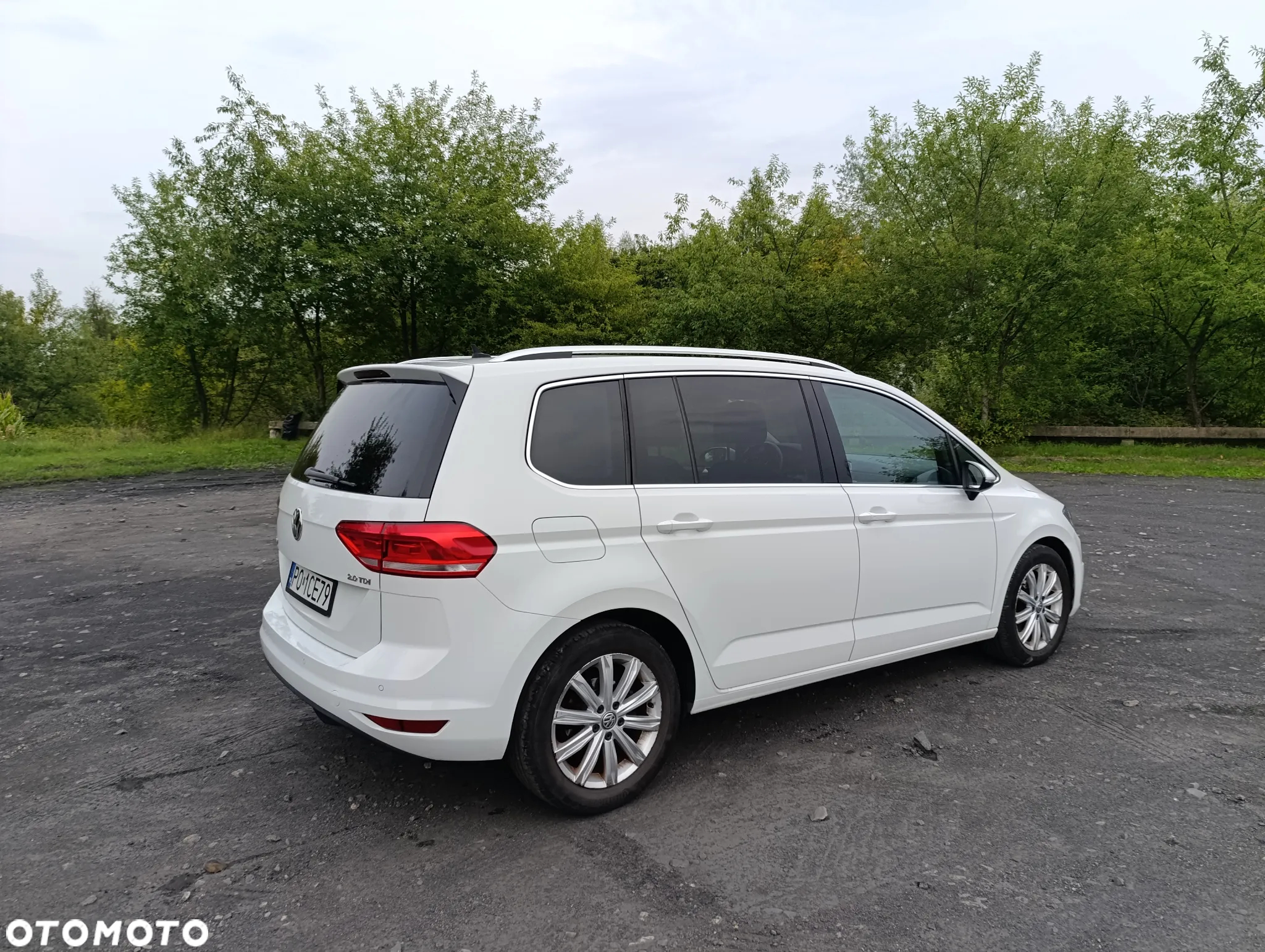 Volkswagen Touran 2.0 TDI BMT Highline DSG - 3