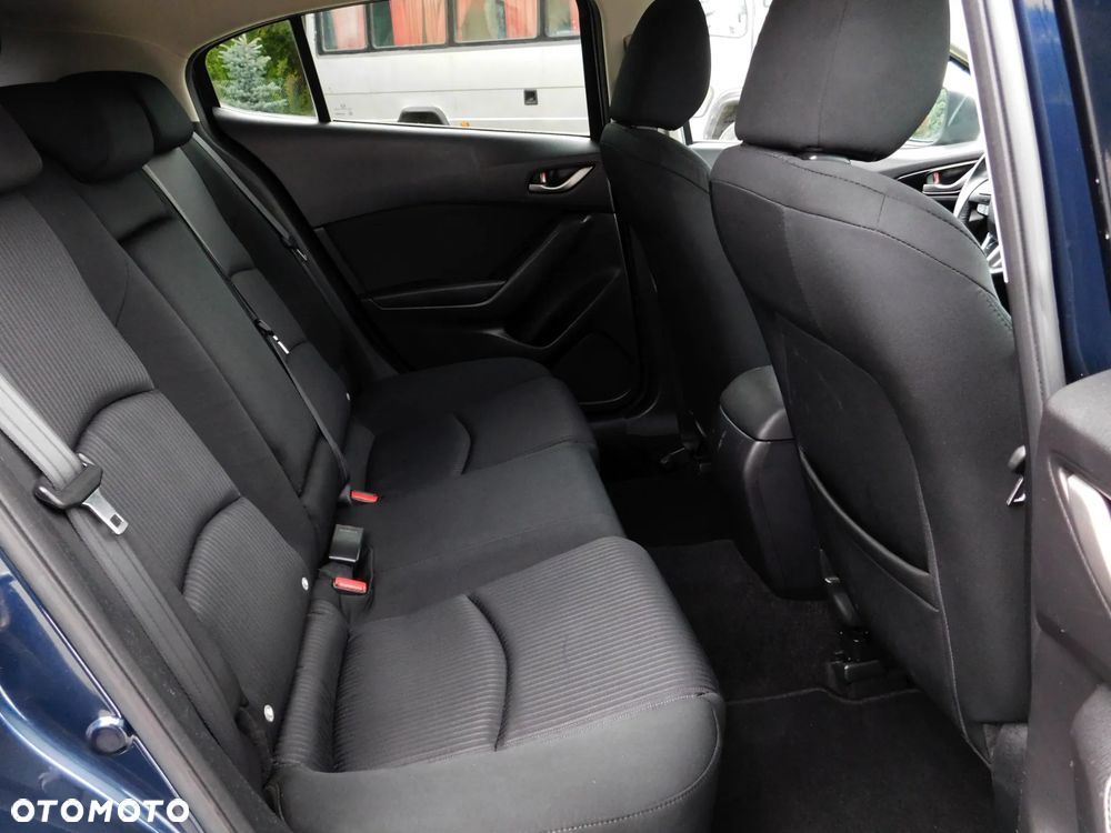 Mazda 3 - 7