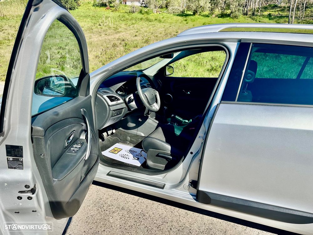 Renault Mégane Sport Tourer 1.5 dCi Dynamique S CO2 Champion - 16